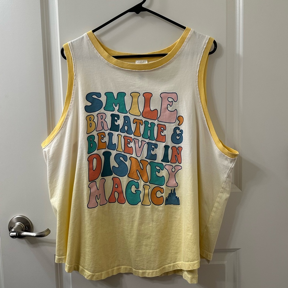 Disney Women's Yellow and White Tank Top